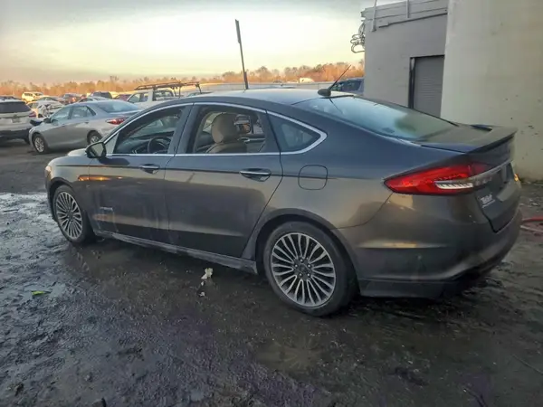 3FA6P0RU9HR161864 2017 FORD FUSION - Image 2