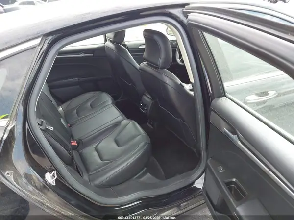 3FA6P0RU9HR188028 2017 FORD FUSION - Image 8