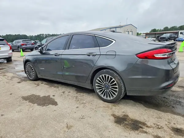 3FA6P0RU9HR399858 2017 FORD FUSION - Image 2