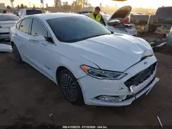 3FA6P0RU9JR111570 2018 FORD FUSION