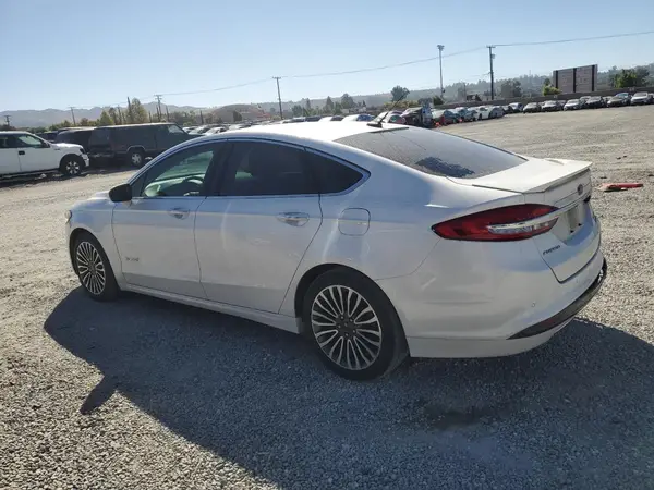 3FA6P0RU9JR158887 2018 FORD FUSION - Image 2