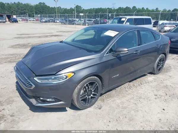 3FA6P0RU9JR207022 2018 FORD FUSION - Image 2