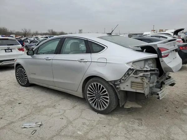 3FA6P0RU9JR250520 2018 FORD FUSION - Image 2