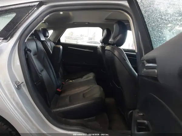 3FA6P0RU9JR269620 2018 FORD FUSION - Image 8