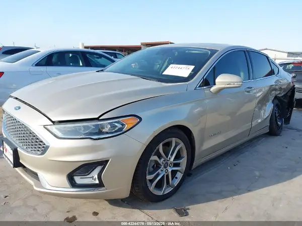 3FA6P0RU9KR110081 2019 FORD FUSION - Image 2