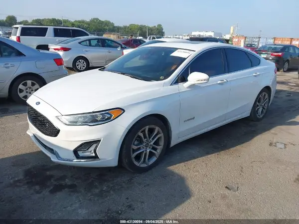 3FA6P0RU9KR123770 2019 FORD FUSION - Image 2