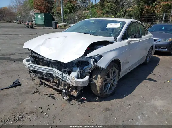 3FA6P0RU9KR126815 2019 FORD FUSION - Image 2