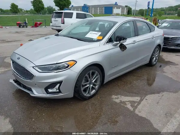 3FA6P0RU9KR139757 2019 FORD FUSION - Image 2