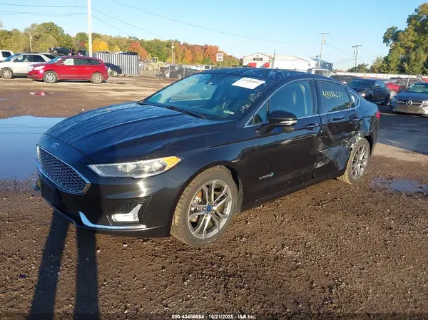 3FA6P0RU9KR156431 2019 FORD FUSION - Image 2