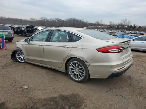 3FA6P0RU9KR158115 2019 FORD FUSION - Image 2