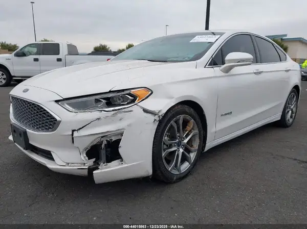 3FA6P0RU9KR175450 2019 FORD FUSION - Image 2