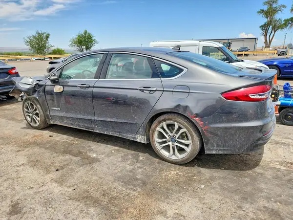 3FA6P0RU9KR185539 2019 FORD FUSION - Image 2