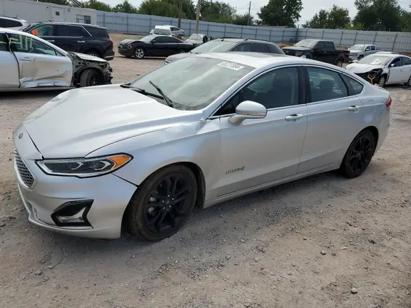 3FA6P0RU9KR209239 2019 FORD FUSION - Image 1