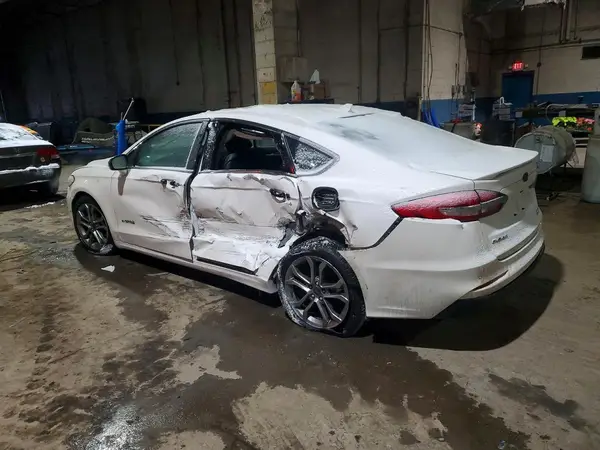 3FA6P0RU9KR226817 2019 FORD FUSION - Image 2