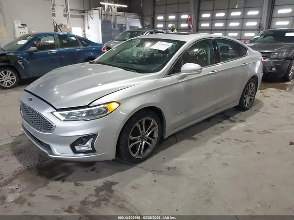 3FA6P0RU9KR257467 2019 FORD FUSION - Image 2