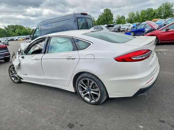 3FA6P0RU9KR262670 2019 FORD FUSION - Image 2