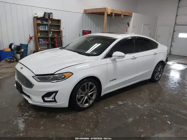 3FA6P0RU9KR272907 2019 FORD FUSION - Image 2