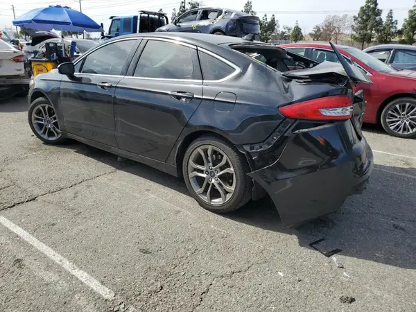 3FA6P0RU9LR129778 2020 FORD FUSION - Image 2