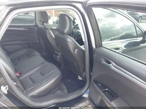 3FA6P0RUXGR405715 2016 FORD FUSION - Image 8