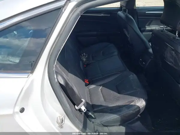 3FA6P0RUXHR187969 2017 FORD FUSION - Image 8
