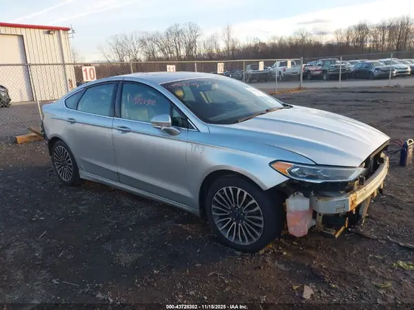 3FA6P0RUXHR233588 2017 FORD FUSION - Image 1