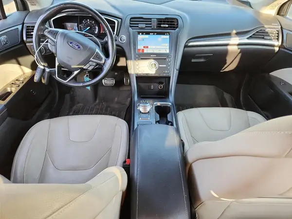 3FA6P0RUXHR317569 2017 FORD FUSION - Image 8