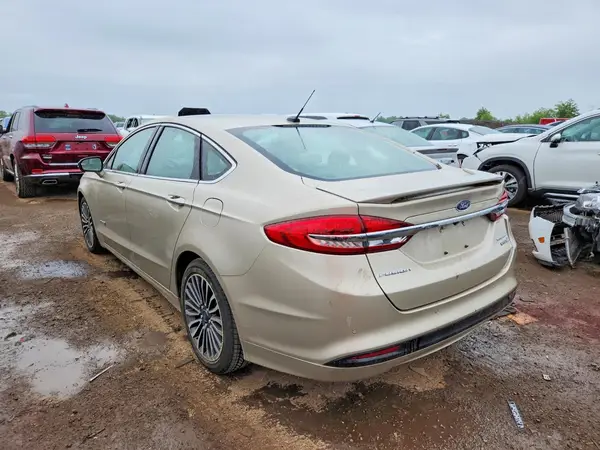 3FA6P0RUXJR120889 2018 FORD FUSION - Image 2