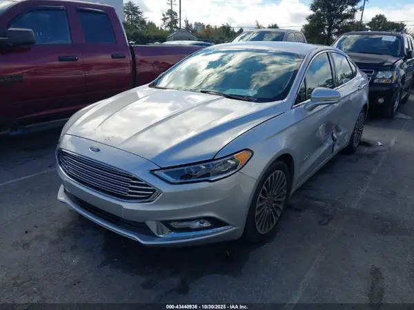 3FA6P0RUXJR141547 2018 FORD FUSION - Image 2