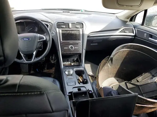 3FA6P0RUXJR181806 2018 FORD FUSION - Image 8