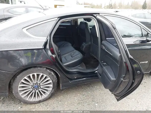 3FA6P0RUXJR192255 2018 FORD FUSION - Image 8