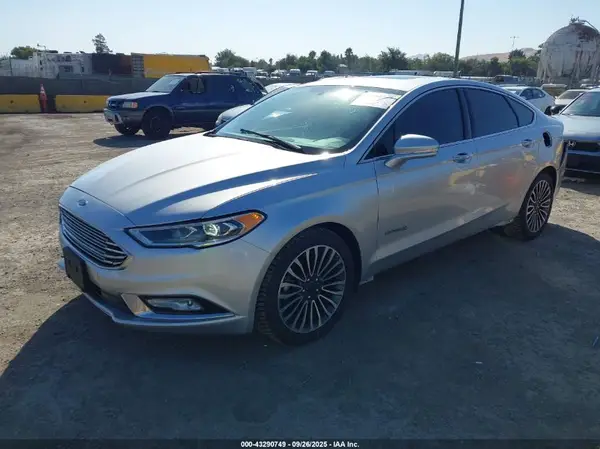 3FA6P0RUXJR242068 2018 FORD FUSION - Image 2