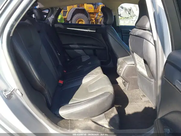3FA6P0RUXJR242068 2018 FORD FUSION - Image 8
