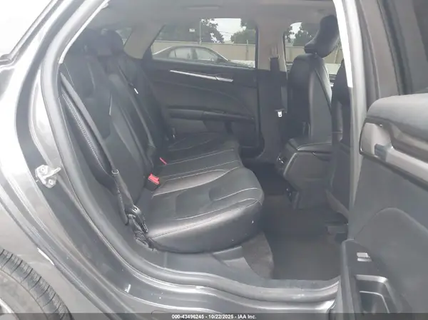 3FA6P0RUXJR281212 2018 FORD FUSION - Image 8
