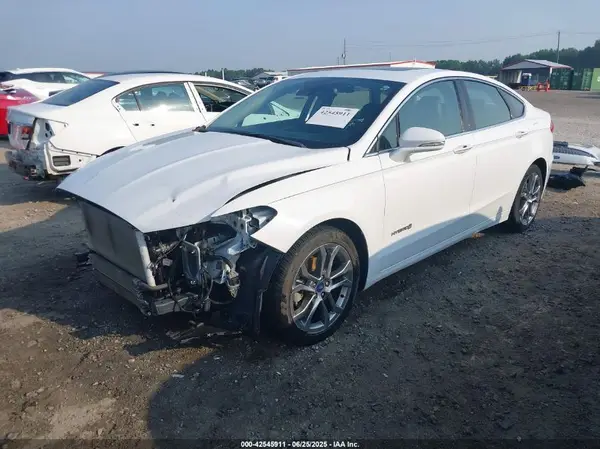 3FA6P0RUXKR106024 2019 FORD FUSION - Image 2