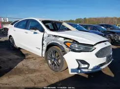 3FA6P0RUXKR121137 2019 FORD FUSION