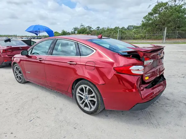 3FA6P0RUXKR137306 2019 FORD FUSION - Image 2