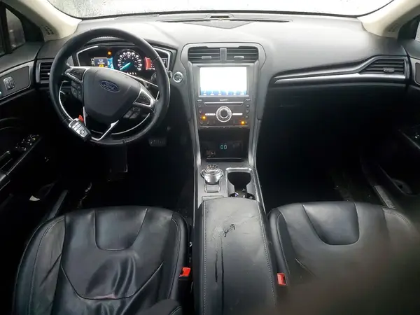 3FA6P0RUXKR155532 2019 FORD FUSION - Image 8
