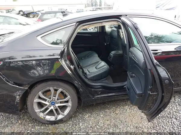 3FA6P0RUXKR191107 2019 FORD FUSION - Image 8