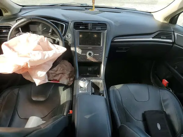 3FA6P0RUXKR194444 2019 FORD FUSION - Image 8
