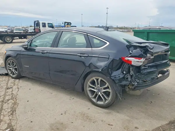 3FA6P0RUXKR196646 2019 FORD FUSION - Image 2