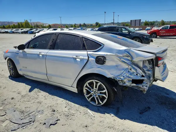 3FA6P0RUXKR209315 2019 FORD FUSION - Image 2