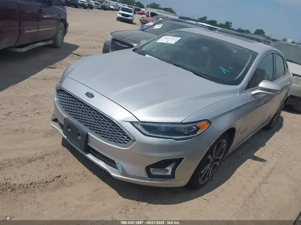 3FA6P0RUXKR235378 2019 FORD FUSION - Image 2