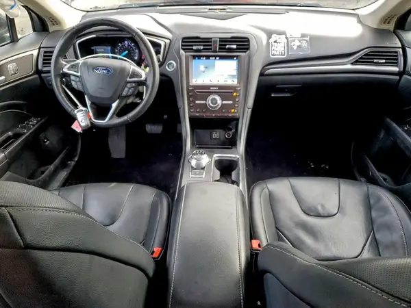 3FA6P0RUXKR240760 2019 FORD FUSION - Image 8