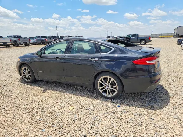 3FA6P0RUXKR257560 2019 FORD FUSION - Image 2