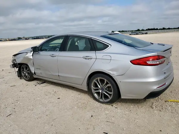 3FA6P0RUXKR260278 2019 FORD FUSION - Image 2