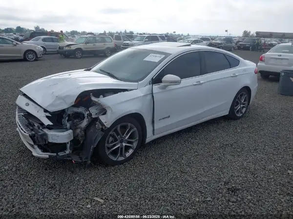3FA6P0RUXKR260474 2019 FORD FUSION - Image 2