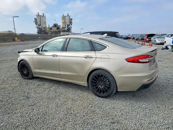 3FA6P0RUXKR273015 2019 FORD FUSION - Image 2