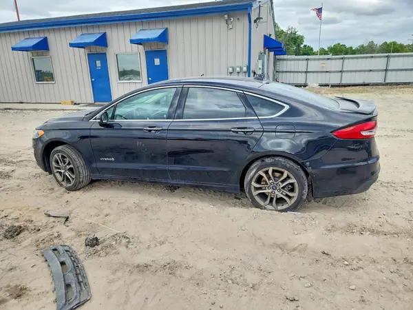 3FA6P0RUXKR277453 2019 FORD FUSION - Image 2