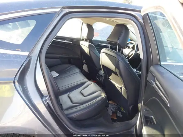 3FA6P0RUXLR100287 2020 FORD FUSION - Image 8