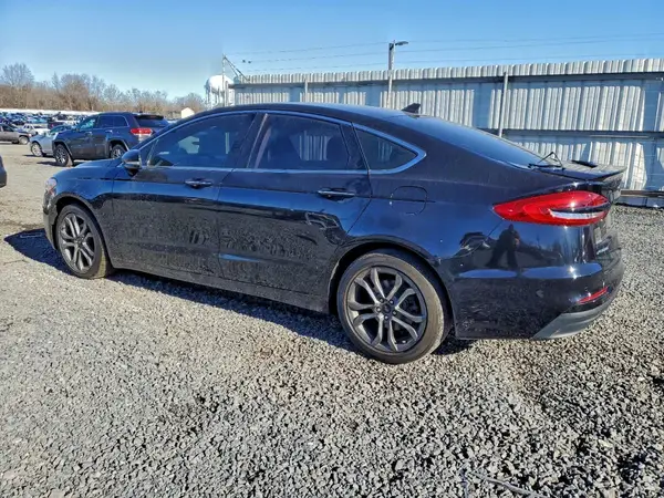 3FA6P0RUXLR139543 2020 FORD FUSION - Image 2